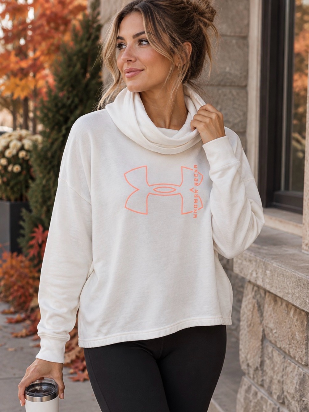 Under Armour White Cowl Neck Pullover Sweatshirt Logo Athleisure Medium